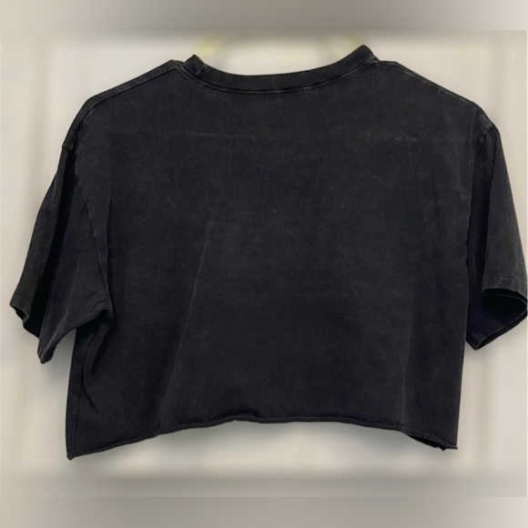 🌈Hollister Unisex Pride Crop-top. Size xxs. - Picture 2 of 3